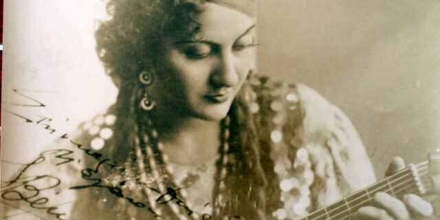 Σοφία Βέμπο: Πώς γράφτηκε το θρυλικό “Παιδιά της Ελλάδος παιδιά” και ένας έρωτας στο έπος του ’40