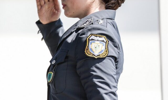 Συνήγορος του Πολίτη: Άρση του αποκλεισμού των τρανς ατόμων από τις Αστυνομικές Σχολές