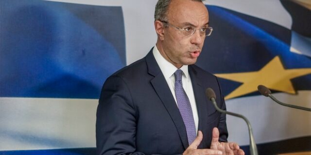 Κιβωτός του Κόσμου: Παίρνει πίσω τις ενισχύσεις το Υπουργείο Οικονομικών με απόφαση Σταϊκούρα
