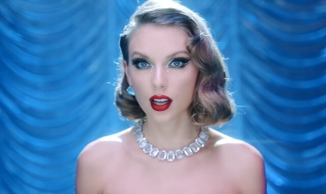 Taylor Swift: Εντυπωσιάζει ως “Σταχτοπούτα” στο νέο της βιντεοκλίπ – Ποια κάνει την κακιά μητριά