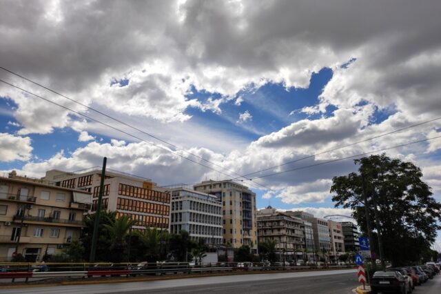 Καιρός Αθήνα: Λίγες νεφώσεις, πρόσκαιρα αυξημένες