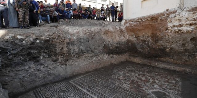 Συρία: Βρέθηκε ένα από τα σπανιότερα ρωμαϊκά ψηφιδωτά με ονόματα Ελλήνων βασιλέων και ηρώων