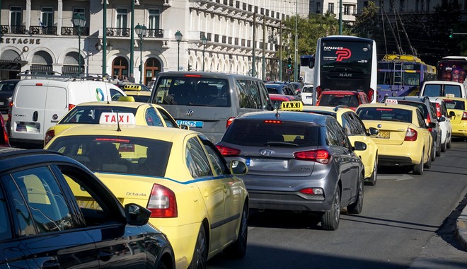 Τέλη κυκλοφορίας: Πότε έρχεται ο “λογαριασμός” – Το ύψος και η προθεσμία πληρωμών  