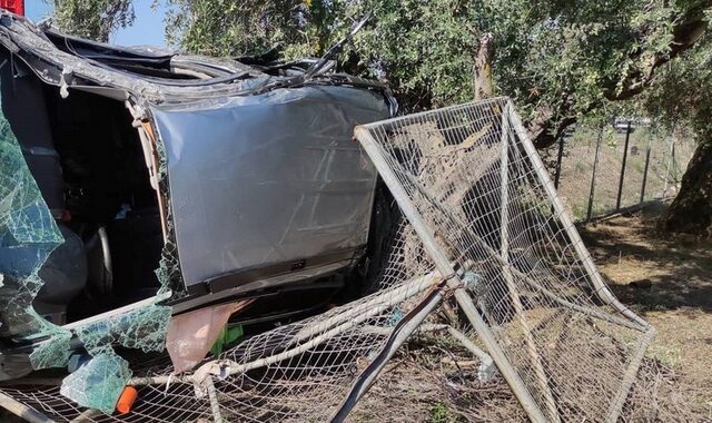 Κυπαρισσία: Σοβαρό τροχαίο με ΙΧ που αναποδογύρισε – Απεγκλωβίστηκε η οδηγός