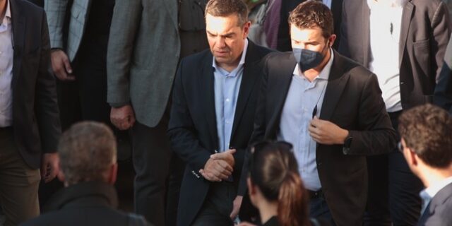 Ο επικήδειος Τσίπρα για τον Αλέξανδρο Νικολαΐδη: “Σ’ ευχαριστούμε που μας έκανες καλύτερους ανθρώπους”