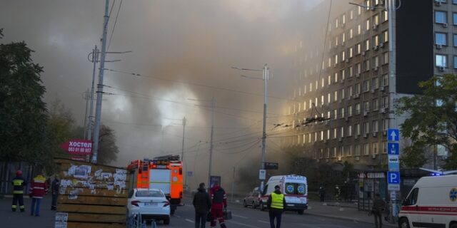 Ουκρανία: Τέσσερις νεκροί από βομβαρδισμό στην Χερσώνα, σύμφωνα με τις φιλορωσικές αρχές