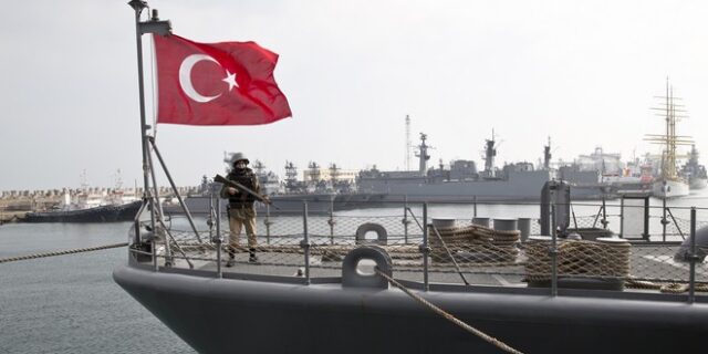 Ύποπτα σενάρια για προβοκάτσια της ΜΙΤ στην Κρήτη- Κίνδυνος ατυχήματος στο Αιγαίο