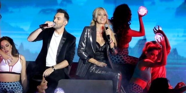 J2US: Ανατροπή στην πρώτη αποχώρηση – Η επιτροπή τους κράτησε, το κοινό τους έδιωξε