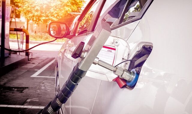 ΔΕΠΑ Εμπορίας: Μειωμένη τιμή στο φυσικό αέριο κίνησης – Πώς διαμορφώνεται τον Νοέμβριο