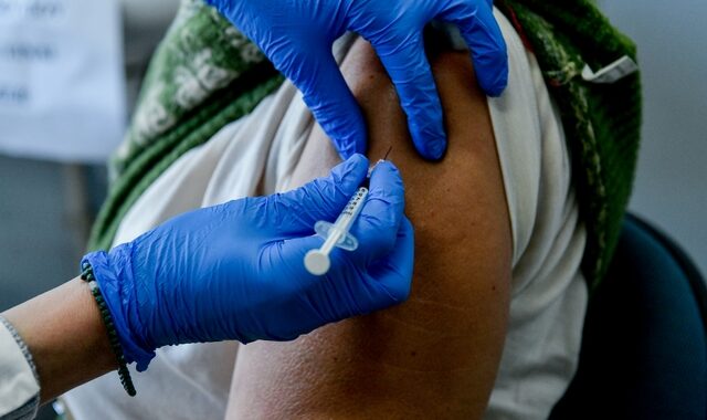 Αντιγριπικό εμβόλιο: Ποιοι πρέπει να το κάνουν και πότε