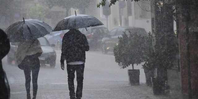 Καιρός: Έρχονται πολλές βροχές τις επόμενες μέρες – Πού θα χτυπήσει η κακοκαιρία