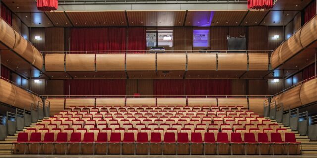 Εθνική Λυρική Σκηνή: Ακρόαση για τρεις διεμφυλικές πρωταγωνίστριες στη Στρέλλα