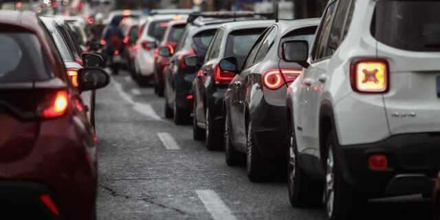 Μαραθώνιος 2022: Αυξημένη κίνηση στους δρόμους της Αττικής – LIVE ΧΑΡΤΗΣ
