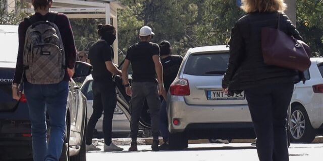 Βαρυμπόμπη: Προσωρινά κρατούμενος ο 26χρονος για την επίθεση με μαχαίρι στον Γιάννη Μάρκου