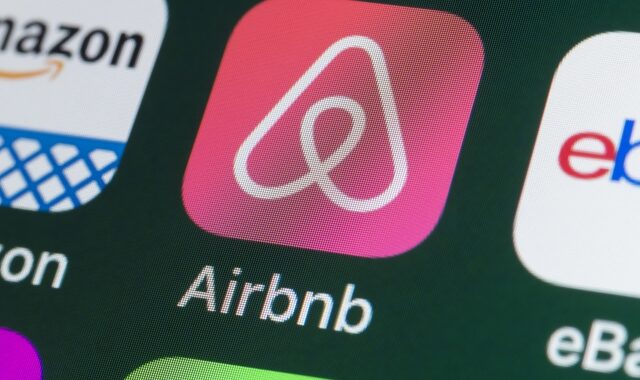 Airbnb: Αλλάζει την εμφάνιση των τιμών στην εφαρμογή μετά από παράπονα πελατών