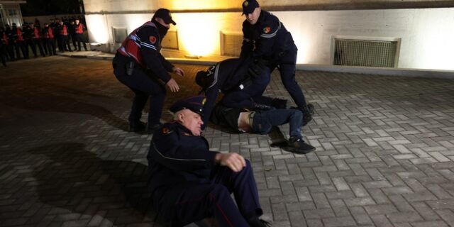 Αλβανία: Επεισόδια έξω απο το γραφείο του Έντι Ράμα