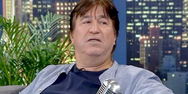 Θάνος Αλεξανδρής: Τα πιστόλια στα μπουζούκια, το “φύγε” του Γιώργου Μαρίνου και το παράπονο για το “Αυτή η νύχτα μένει”