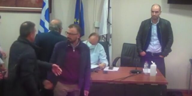 Αλεξανδρούπολη: “Ρινγκ” το Δημοτικό Συμβούλιο – Άγριος καβγάς (βίντεο)