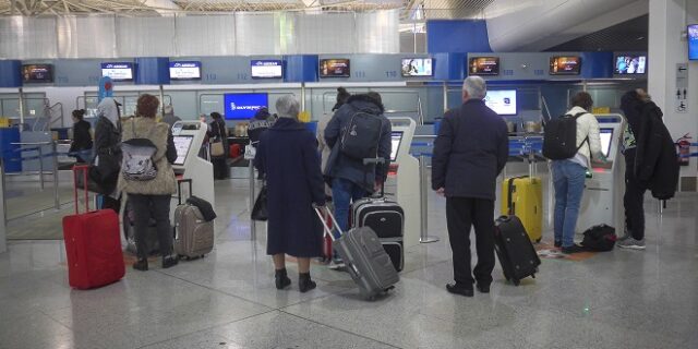 Τέλος τουριστικής σεζόν: Δεν ήταν τελικά χρονιά ρεκόρ το 2022 για την Ελλάδα
