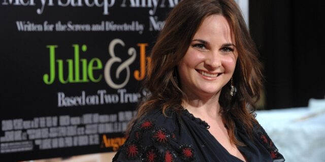 Πέθανε η συγγραφέας Τζούλι Πάουελ – Βρισκόταν πίσω από την ταινία “Τζούλι & Τζούλια”