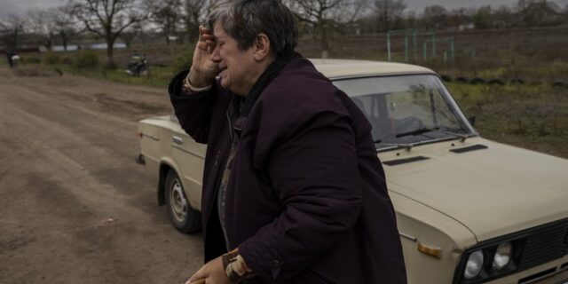 Ουκρανία: Εκατοντάδες εγκλήματα πολέμου στη Χερσώνα – Μετρούν τις πληγές τους οι κάτοικοι