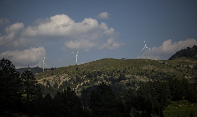 ΡΑΕ: Σε διαβούλευση το σχέδιο πλατφόρμας σύναψης συμβολαίων παραγωγής ενέργειας από ΑΠΕ