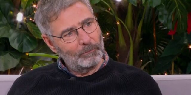 Θοδωρής Αθερίδης: “Και Όσκαρ να πάρω, το ‘Σ’αγαπώ – Μ’αγαπάς’ θα θυμούνται”
