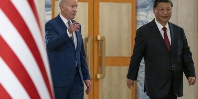 Μπάιντεν σε Σι: Ελπίζω πως θα αποφευχθεί μια σύγκρουση