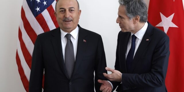 Επικοινωνία Μπλίνκεν – Τσαβούσογλου για τα σιτηρά και τα F-16