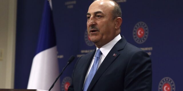 Τσαβούσογλου: Η Τουρκία μπορεί να δορίσει σύντομα πρέσβη στην Αίγυπτο