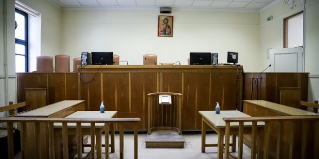 Βόλος: Καταδικάστηκε ο 36χρονος που είχε μαχαιρώσει την πρώην σύντροφό του