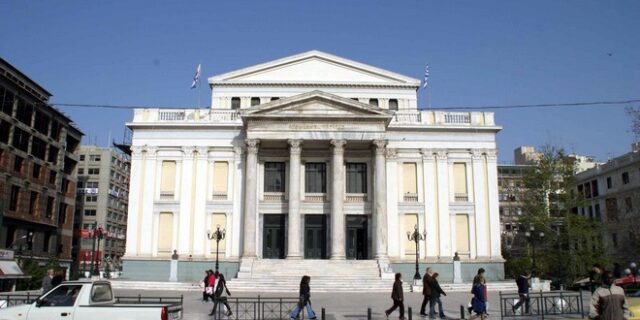Ατύχημα στο Δημοτικό Θέατρο Πειραιά: Οι καταγγελίες των Σωματείων