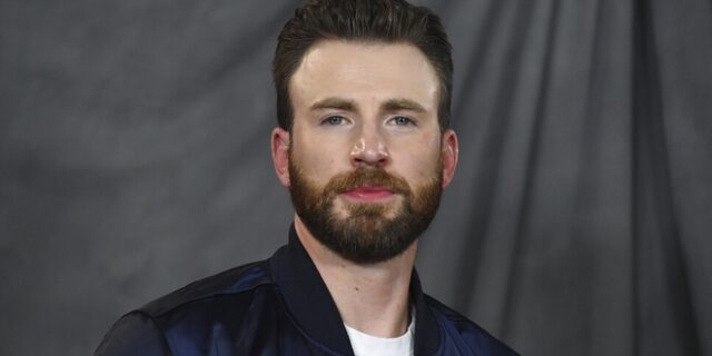 Chris Evans: Ανακηρύχθηκε ο πιο σέξι άντρας για το 2022 – “Η μαμά μου θα χαρεί τόσο πολύ”