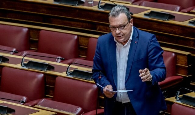 Φάμελλος: Έχουμε το έχουμε το ακριβότερο ρεύμα και δαπανάμε πολλά σε επιδοτήσεις