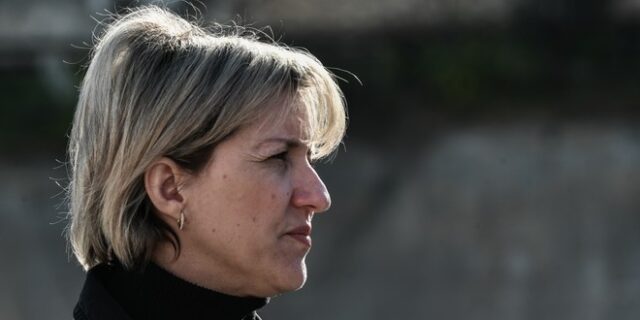 Μητέρα Γαρυφαλλιάς: “Ο δράστης επικαλείται ψυχολογικά προβλήματα για να σώσει το τομάρι του”