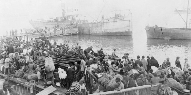 Εν Πλω: Μια πρώτη ανάγνωση στο συγκλονιστικό ημερολόγιο που καταγράφει την καταστροφή της Σμύρνης