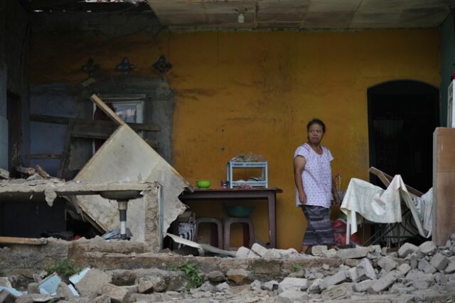 Ινδονησία: Πάνω από 270 οι νεκροί από τον σεισμό 5,6 Ρίχτερ