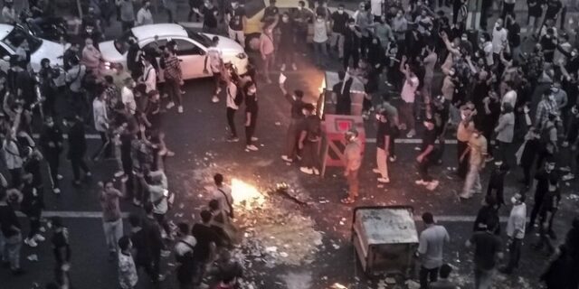 Ιρανός αυτοκτόνησε για την κατάσταση που βιώνει η χώρα του – “Όταν δείτε αυτό το βίντεο, θα είμαι νεκρός”