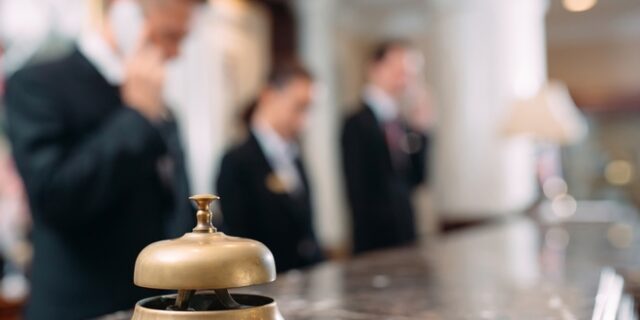 Εργάνη: Το “σφύριγμα λήξης” του τουρισμού έφερε μείωση της απασχόλησης