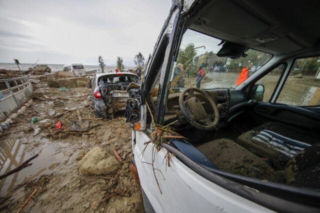 Ιταλία: Συγκλονιστικές εικόνες από την καταστροφή στο νησί Ίσκια – “Μάχη” για τον εντοπισμό αγνοουμένων