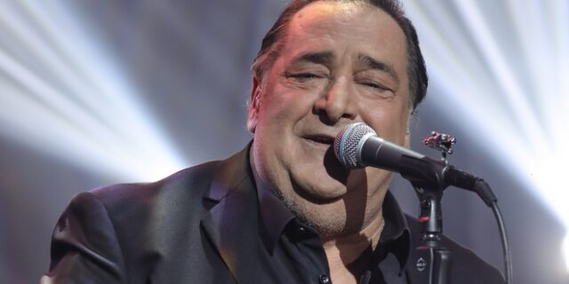 Βασίλης Καρράς: Το πρόβλημα υγείας του και οι ευχές στο J2US