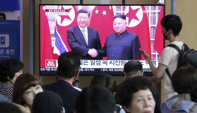 Σι Τζινπίγνκ σε Κιμ Γιονγκ Ουν: “Το Πεκίνο είναι πρόθυμο να συνεργαστεί “για την παγκόσμια ειρήνη και ευημερία”