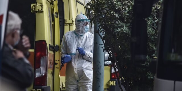 Κρήτη: 33χρονη εξέπνευσε σε ταξί, στο προαύλιο του Βενιζέλειου – Νοσούσε με κορονοϊό