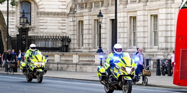 Λονδίνο: Συνελήφθη 16χρονος για τον φόνο δύο εφήβων