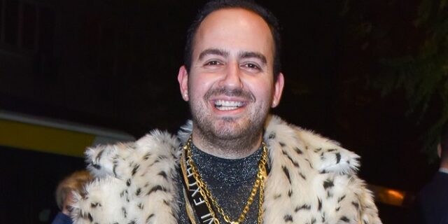 Μαυρίκιος Μαυρικίου: “Στην παράσταση που θα παίξω είμαι ζευγάρι με έναν άντρα”