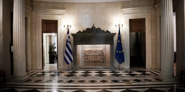 Κόμμα Κασιδιάρη: Το Μαξίμου απαντά σε Τζανερίκο – “Καμία παρέμβαση της κυβέρνησης”