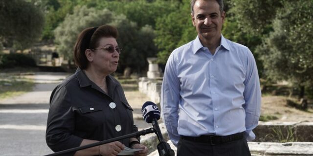 Το face control της Μενδώνη στους Δελφούς – Διεθνές συνέδριο χωρίς… κριτική