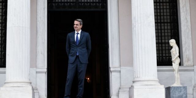 Ο Μητσοτάκης δεν θέλει… ψυχολόγο