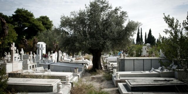 Θρίλερ στο Γ΄ Νεκροταφείο Αθηνών: Έκλεψαν οστά – “Ίσως για τελετές” εκτιμά η ΕΛΑΣ