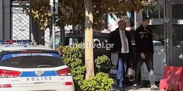 Θεσσαλονίκη: Παραδόθηκε ο οδηγός του αυτοκινήτου που παρέσυρε και εγκατέλειψε την 21χρονη